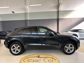 PORSCHE Macan usata, con USB