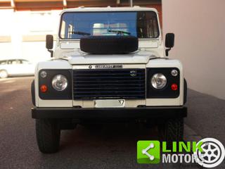 LAND ROVER Defender usata, con Autoradio