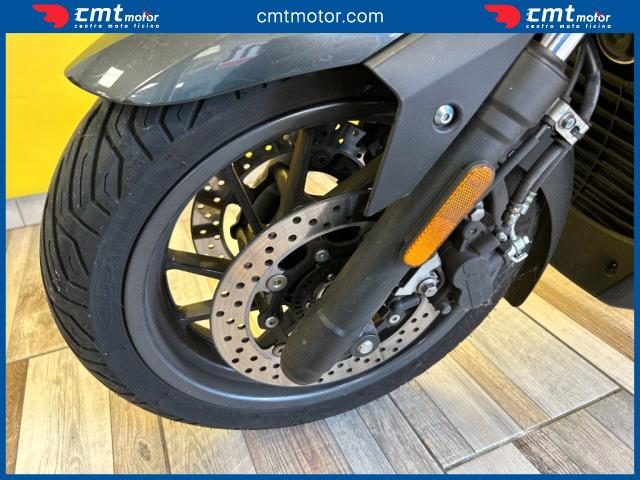 YAMAHA X-Max 400 usata 6
