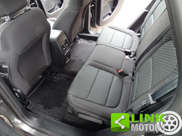 FORD Kuga usata, con Sedile posteriore sdoppiato