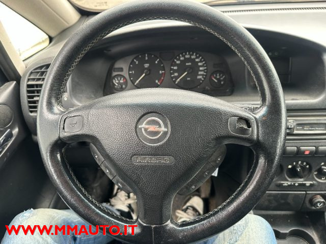 OPEL Zafira usata, con Chiusura centralizzata telecomandata