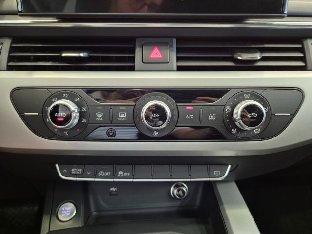 AUDI A4 usata, con Autoradio digitale