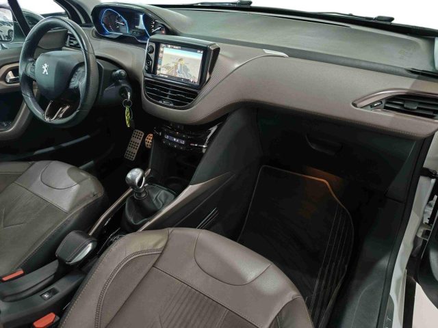 PEUGEOT 2008 usata, con Controllo trazione