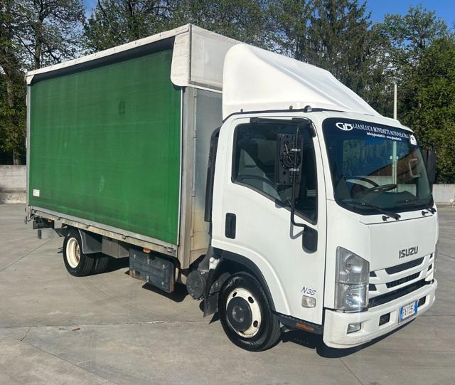 ISUZU NPR usata, con ABS