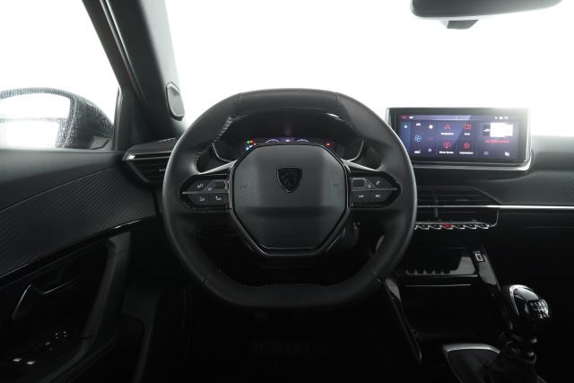 PEUGEOT 2008 usata 11