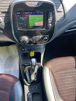 RENAULT Captur usata, con Controllo automatico clima
