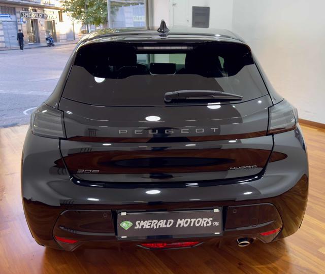 PEUGEOT 208 usata, con Autoradio