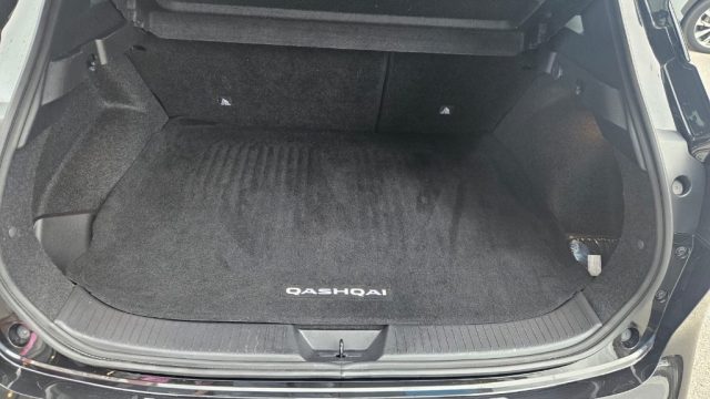 NISSAN Qashqai usata, con Vetri oscurati