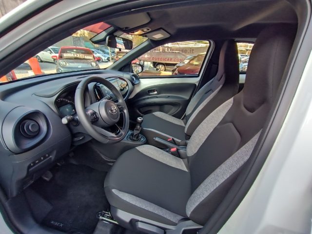 TOYOTA Aygo X usata, con Controllo automatico clima