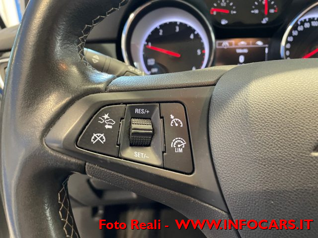 OPEL Astra usata, con USB
