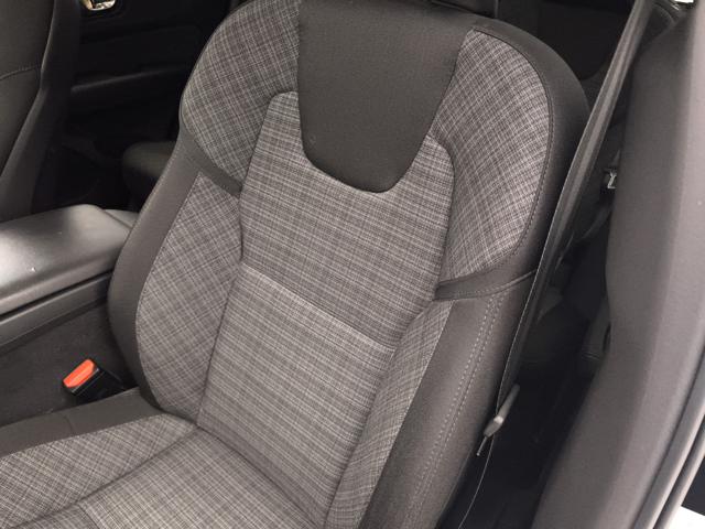 VOLVO XC60 usata, con Volante in pelle