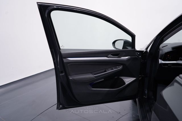 VOLKSWAGEN Golf usata, con Climatizzatore