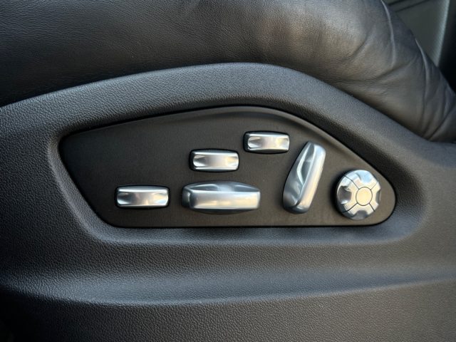 PORSCHE Cayenne usata, con Park Distance Control