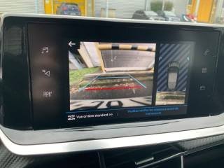 PEUGEOT 208 usata, con Controllo automatico clima