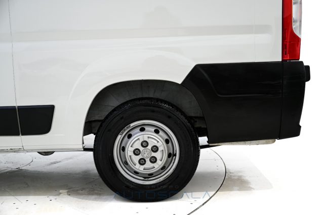 PEUGEOT Boxer usata 20