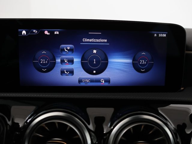 MERCEDES-BENZ A 180 usata, con Fari LED