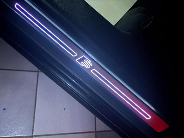 AUDI Q3 usata, con Sensori di parcheggio posteriori