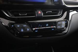 TOYOTA C-HR usata 10