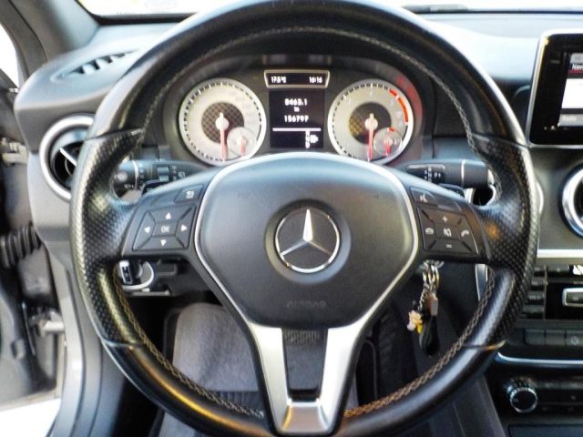 MERCEDES-BENZ A 200 usata, con Bluetooth