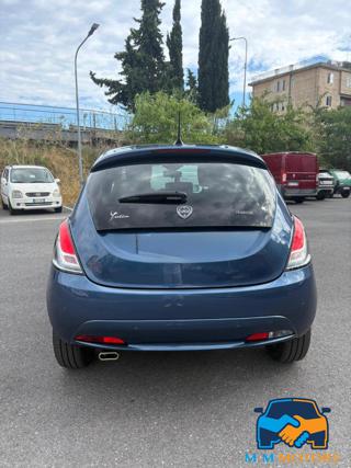 LANCIA Ypsilon usata, con Autoradio
