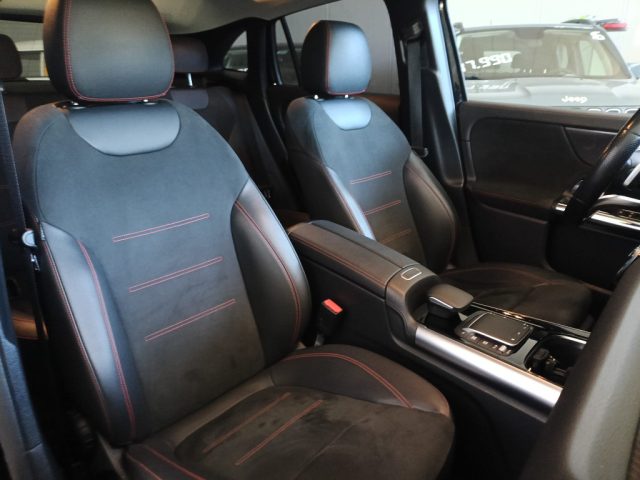 MERCEDES-BENZ GLA 200 usata, con Touch screen