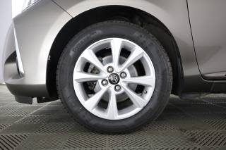 TOYOTA Yaris usata 7