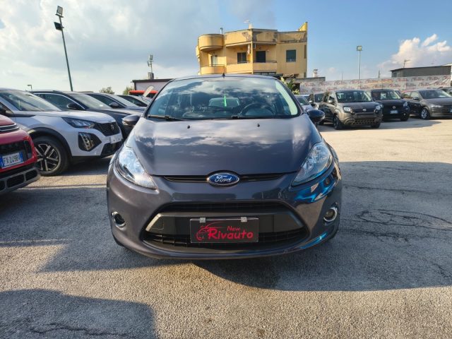 FORD Fiesta usata, con ABS