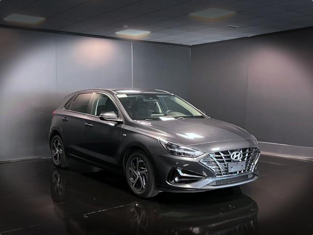 HYUNDAI i30 usata, con Airbag laterali