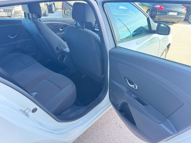 RENAULT Megane usata, con Lettore CD