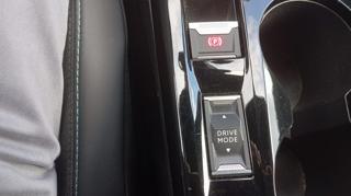 PEUGEOT 2008 usata, con Climatizzatore automatico, 2 zone