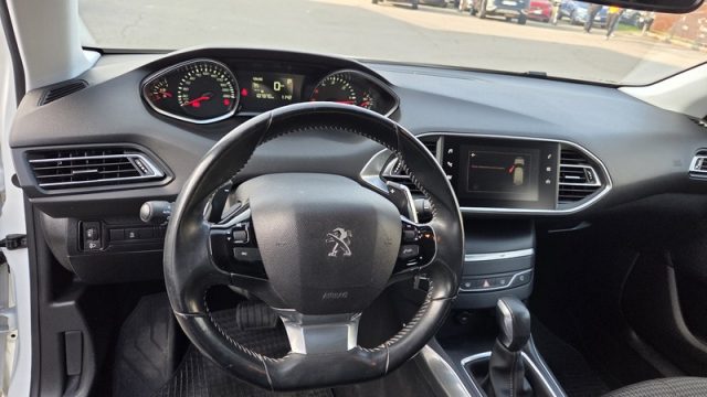 PEUGEOT 308 usata, con Fendinebbia