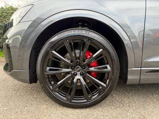 AUDI Q8 usata, con Boardcomputer