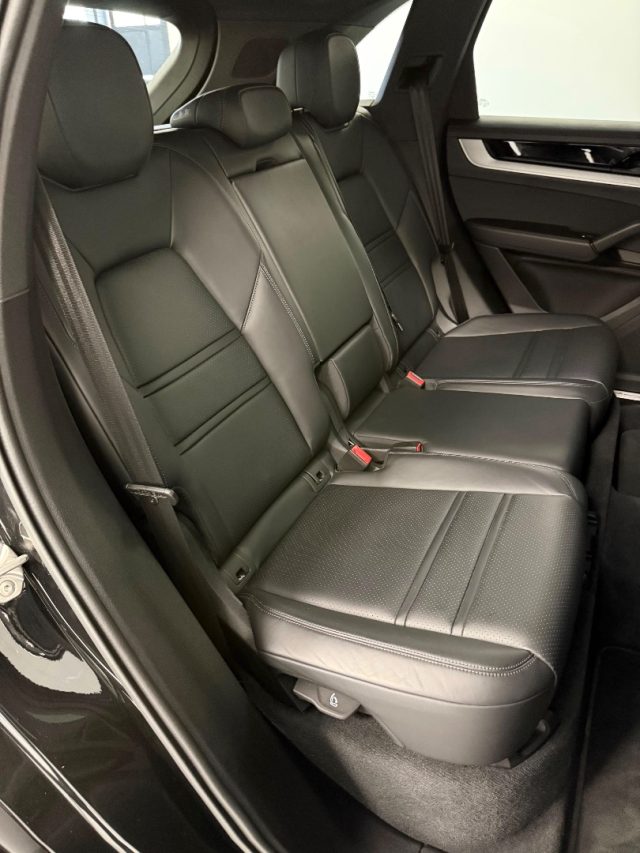 PORSCHE Cayenne usata, con Cronologia tagliandi