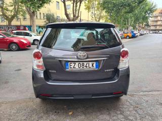 TOYOTA Verso usata, con Boardcomputer