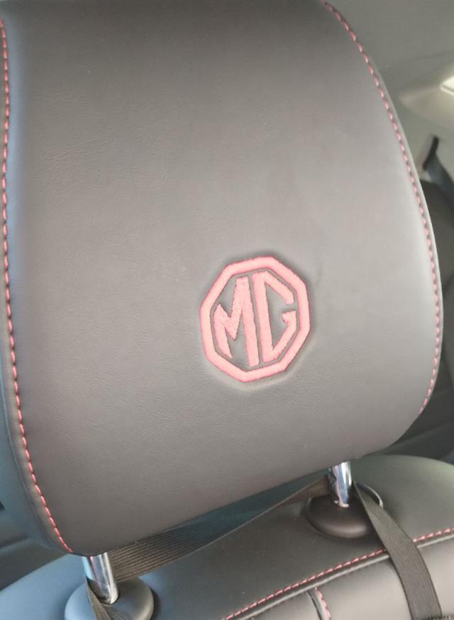 MG ZS usata, con Touch screen