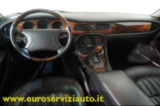 JAGUAR XJ usata, con Controllo automatico clima