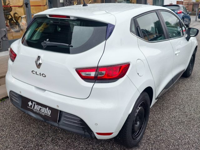 RENAULT Clio usata, con Airbag laterali
