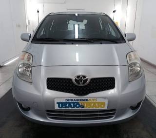 TOYOTA Yaris usata, con Fendinebbia