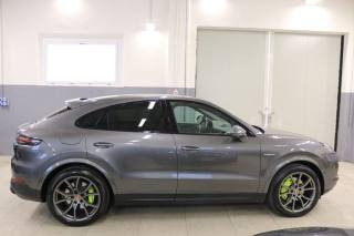 PORSCHE Cayenne usata, con Telecamera per parcheggio assistito