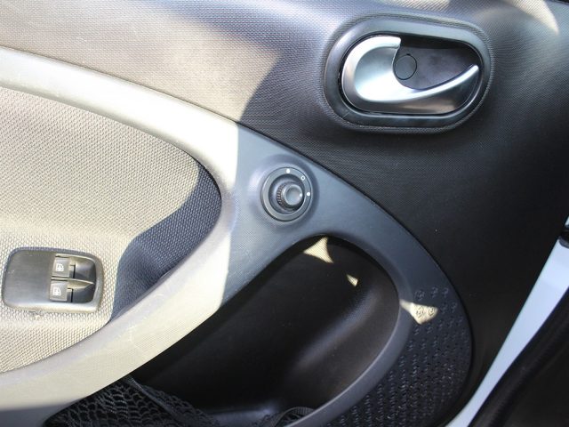 SMART ForFour usata, con Sensori di parcheggio posteriori