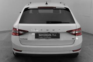 SKODA Superb usata, con Autoradio