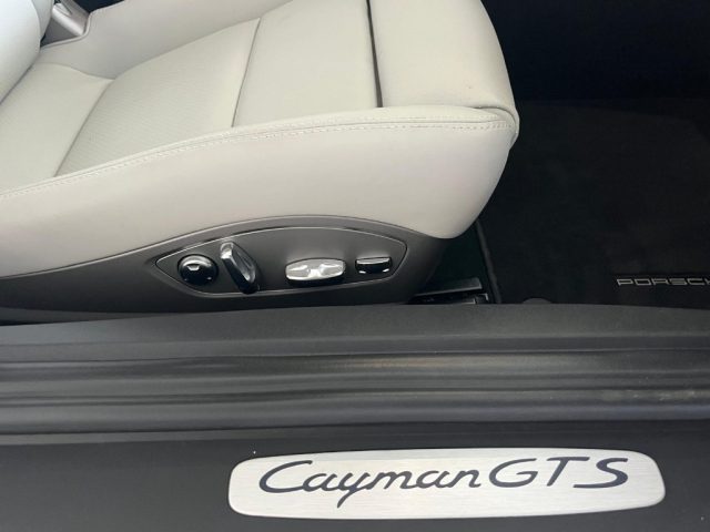 PORSCHE Cayman usata, con Specchietti laterali elettrici