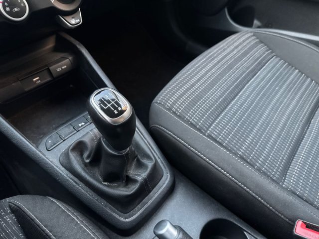 KIA Stonic usata, con Sensori di parcheggio posteriori