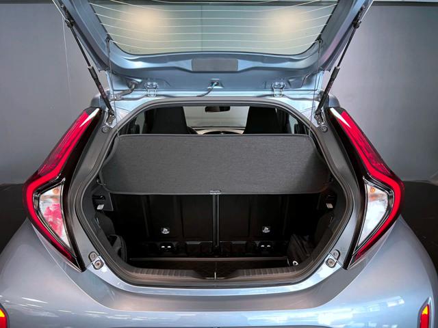 TOYOTA Aygo X usata, con USB