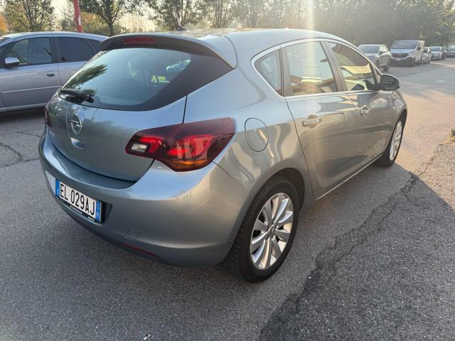 OPEL Astra usata, con Alzacristalli elettrici