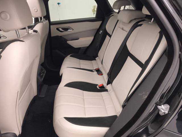 LAND ROVER Range Rover Velar usata, con Touch screen