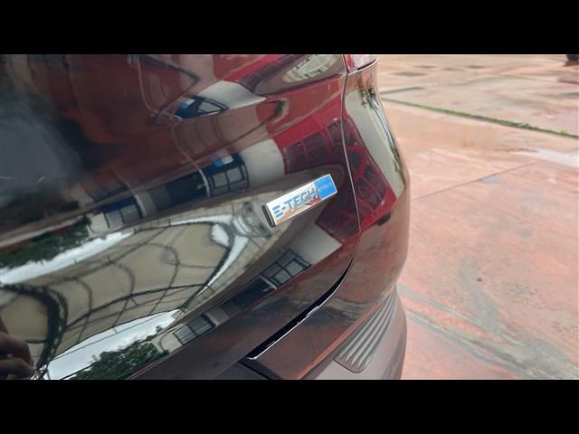 RENAULT Captur usata, con USB