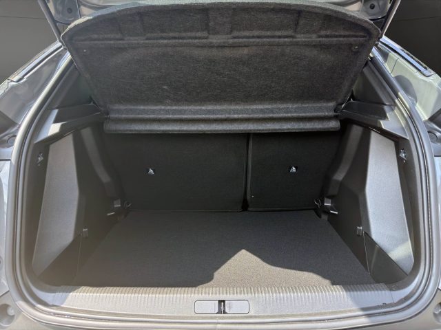 PEUGEOT 2008 usata 21