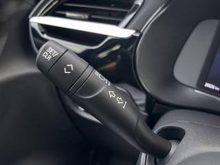 OPEL Corsa usata, con Park Distance Control
