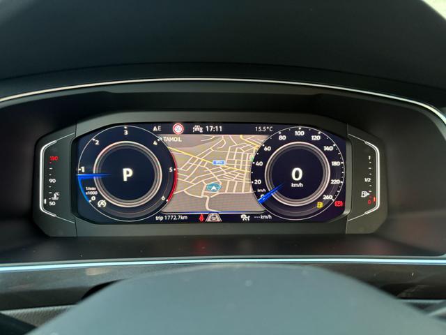 VOLKSWAGEN Tiguan usata, con Leve al volante